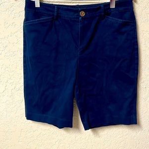 Ralph Lauren Women’s‎ Navy Blue Shorts. Size 6.